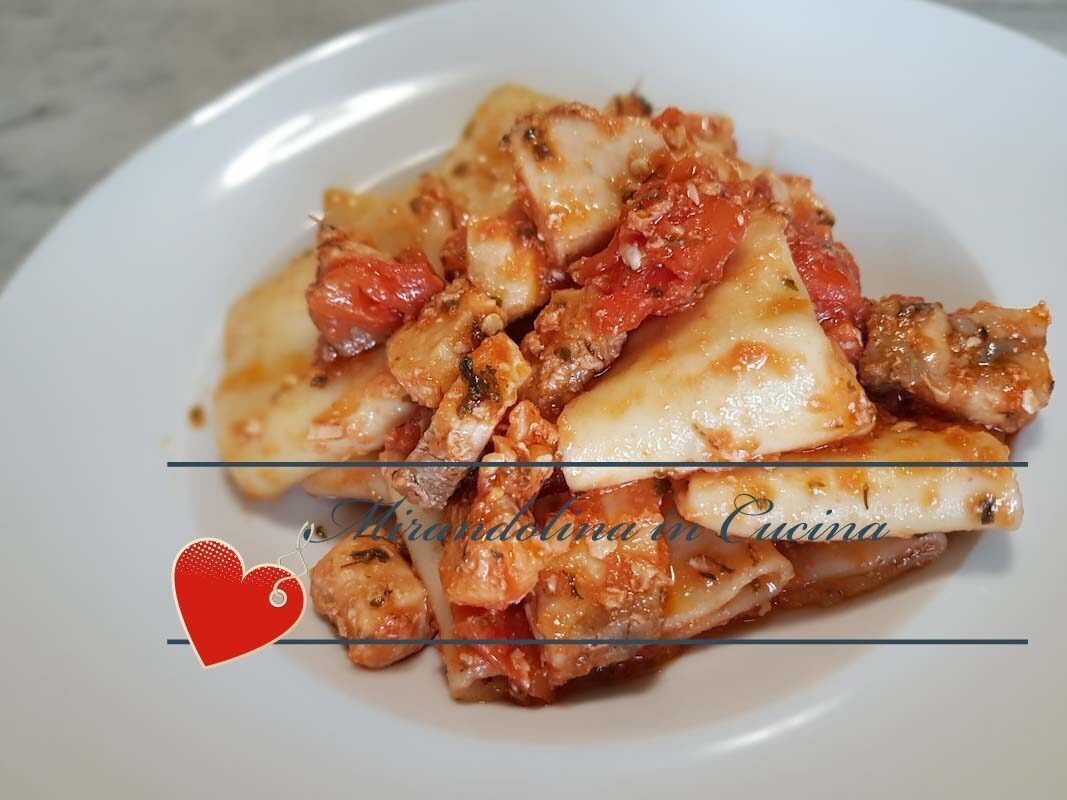 Paccheri pesce spada e pomodori datterini